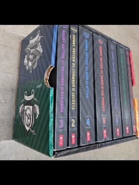 Harry Potter Boxed Hardcover Set - Black Spines with Color Accents